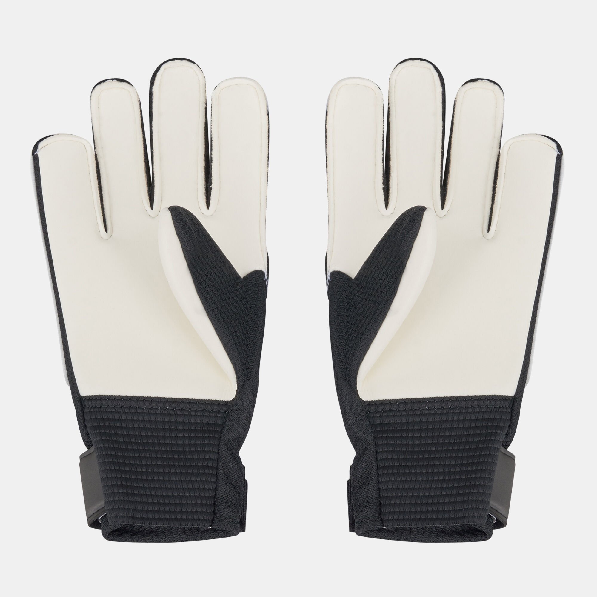 Under armour dominate deals goalkeeper gloves