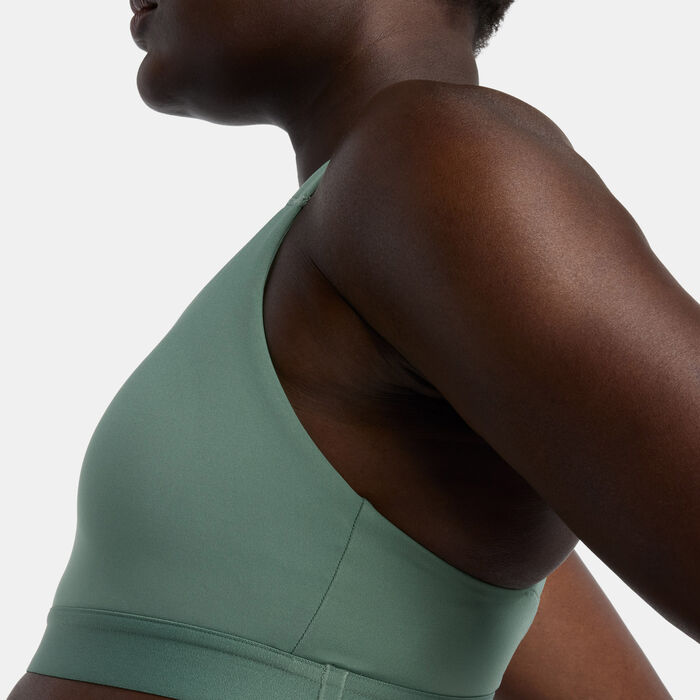 New Balance Women's Essential Medium-Support Training Sports Bra Green image number 4