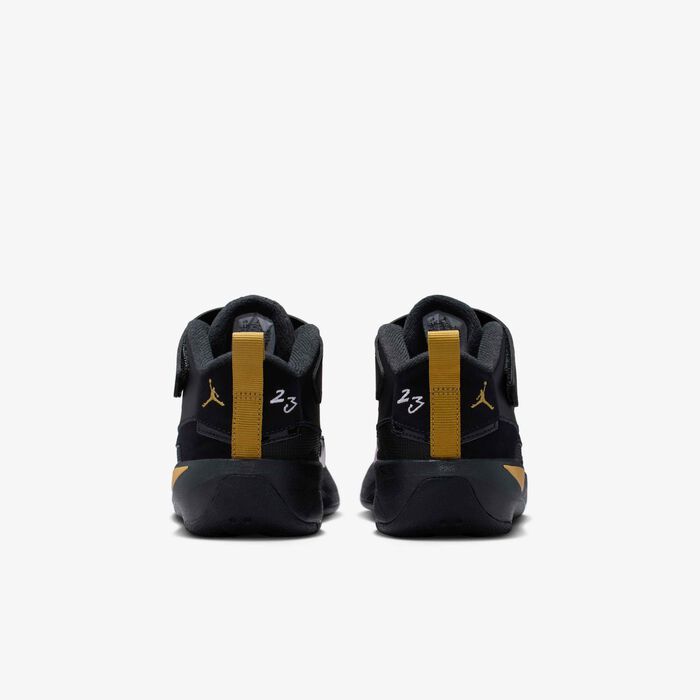 Jordan Kids' Max Aura 7 Shoes Grey image number 5