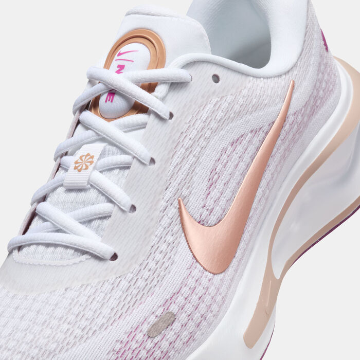 Nike Women's Journey Run Road Running Shoes White Nike Women's Journey Run Road Running Shoes White image number 4