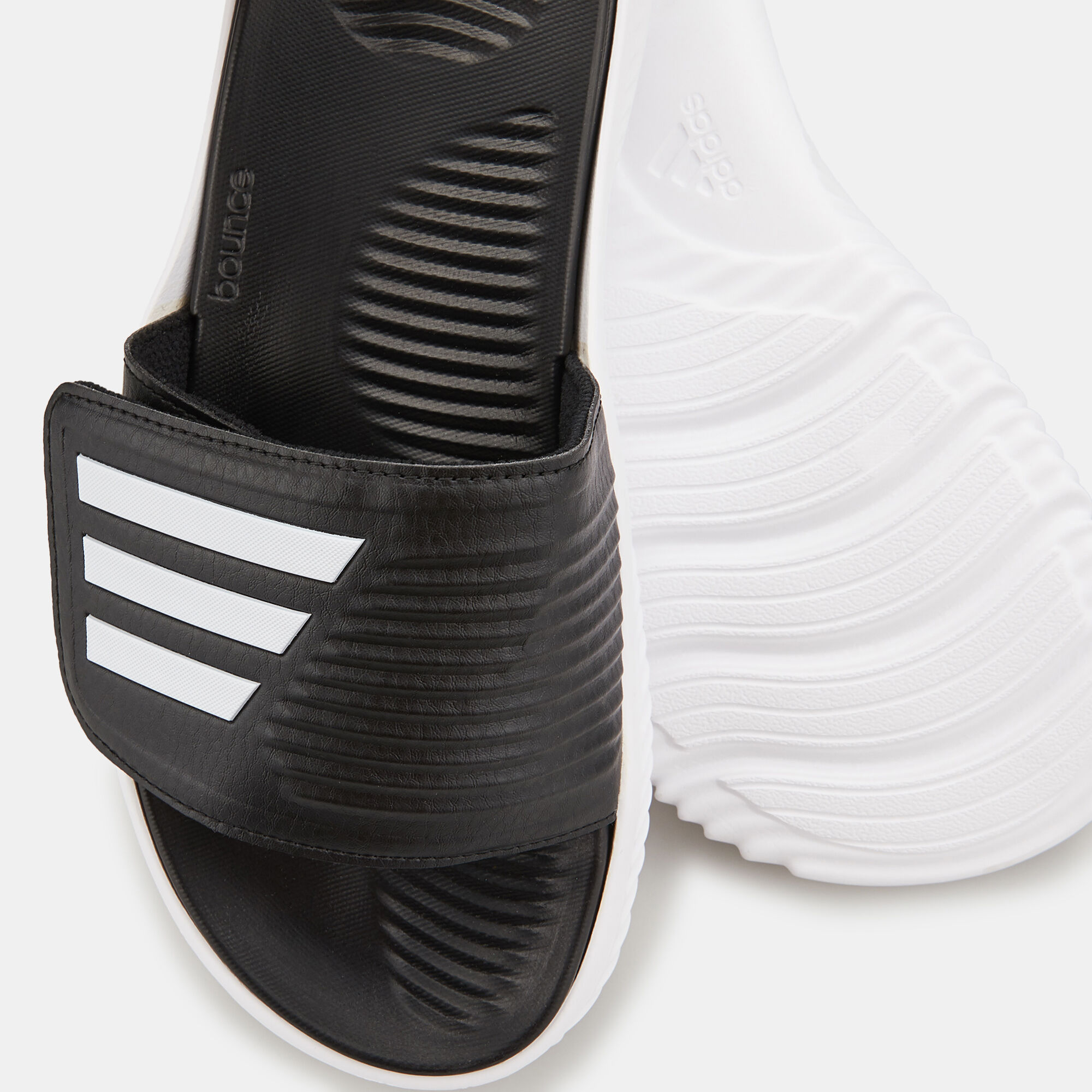 Alphabounce deals flip flops