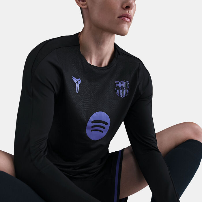 Nike Women's FC Barcelona x Kobe Strike Away Pre-Match Football Top Grey image number 8