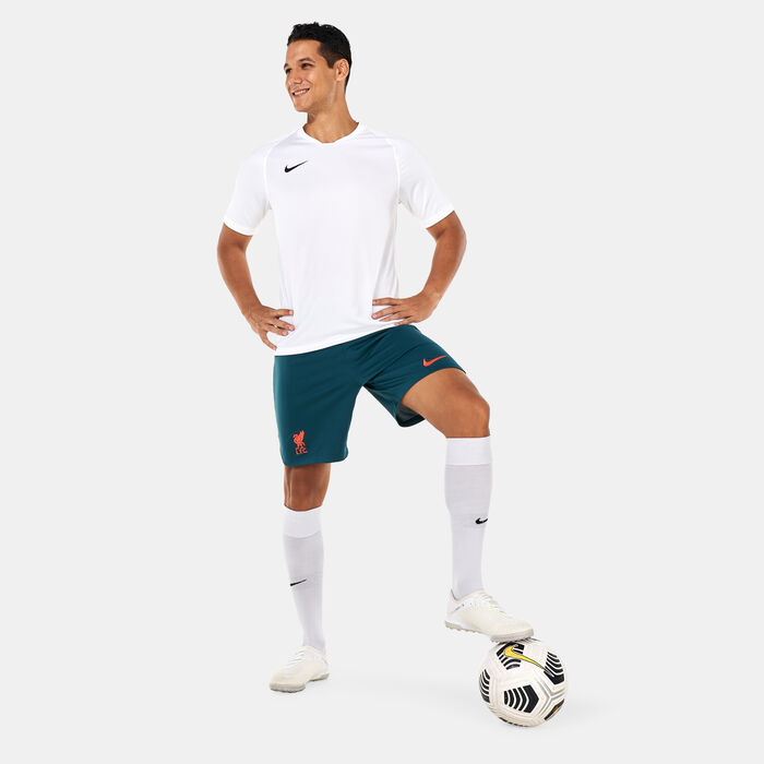Nike Men's Liverpool F.C. Stadium Third Dri-FIT Football Shorts - 2022/23 Green image number 2