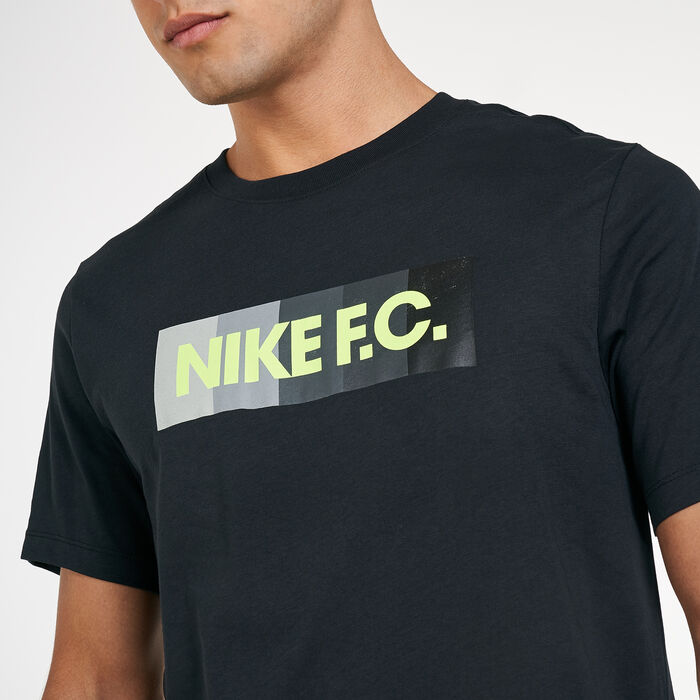 Nike Men's F.C. Essentials T-Shirt Nike Men's F.C. Essentials T-Shirt image number 3