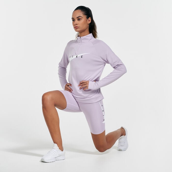Nike Women's Swoosh 7-Inch Running Shorts Ivory Nike Women's Swoosh 7-Inch Running Shorts Ivory image number 2