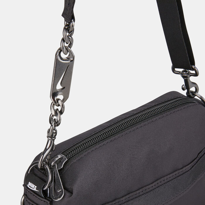 Nike Women's Sportswear Futura Luxe Cross-Body Bag (1L) Black Nike Women's Sportswear Futura Luxe Cross-Body Bag (1L) Black image number 3