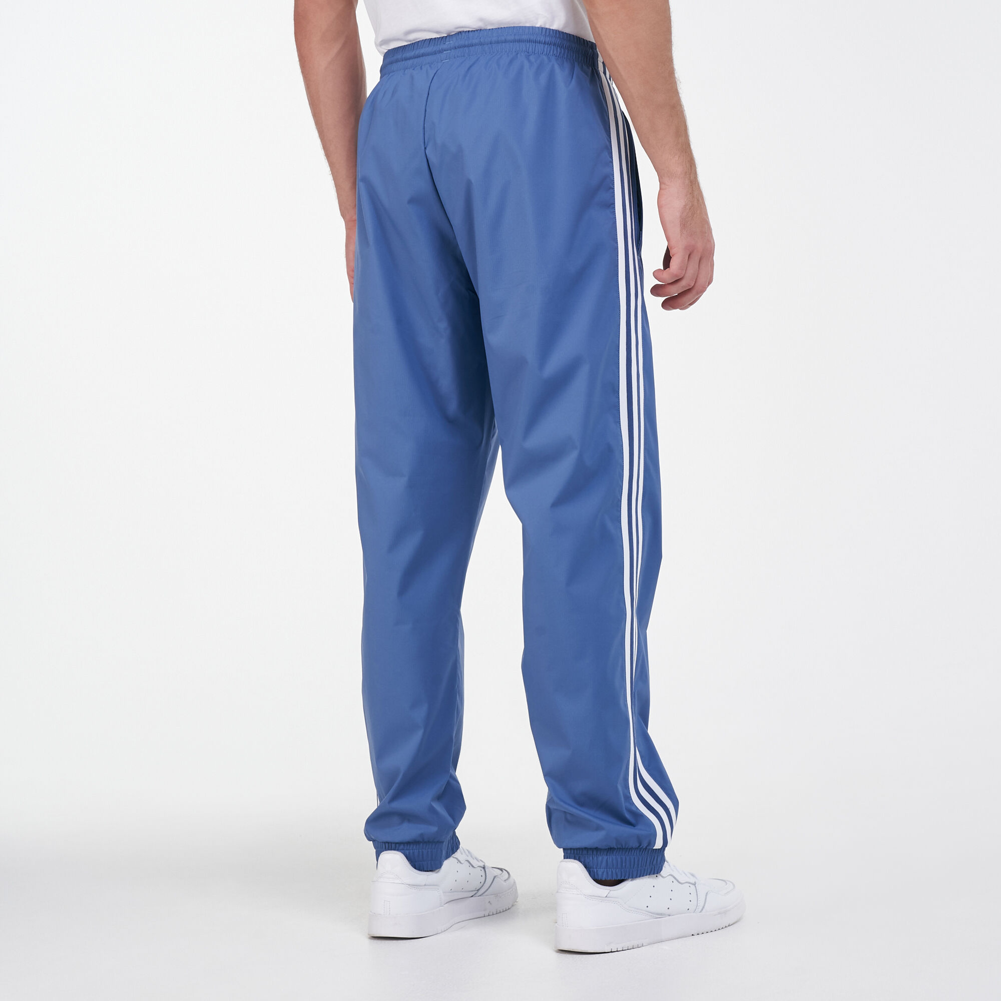Adidas originals trefoil best sale 3 stripes jogging pants