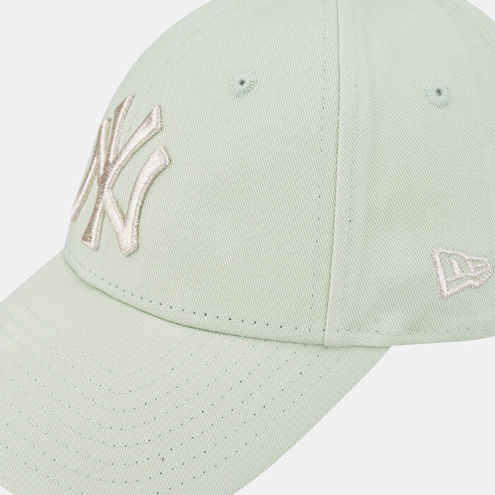 New Era Women's New York Yankees Logo 9FORTY Adjustable Cap Green New Era Women's New York Yankees Logo 9FORTY Adjustable Cap Green image number 2
