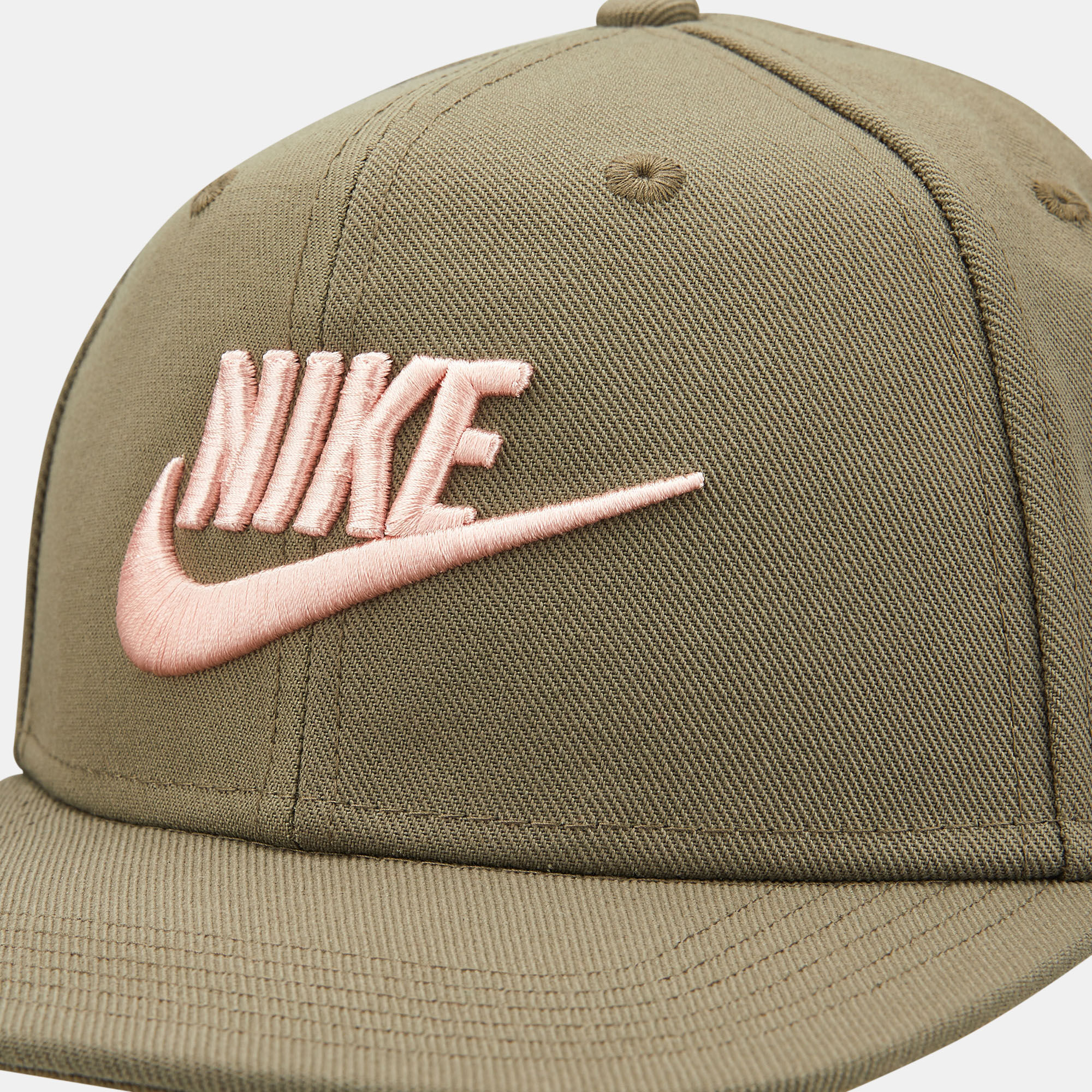 Nike futura true 2 top
