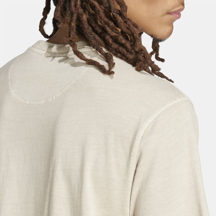 adidas Originals Men's Trefoil Essentials+ Dye Pocket T-Shirt Beige adidas Originals Men's Trefoil Essentials+ Dye Pocket T-Shirt Beige image number 3