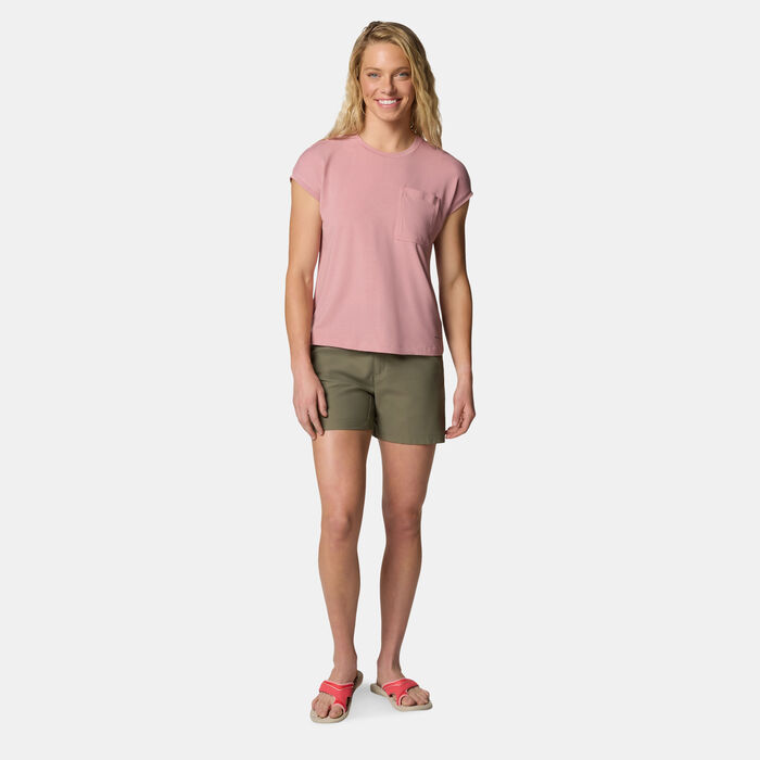 Columbia Women's Leslie Falls Hiking Shorts Green image number 2