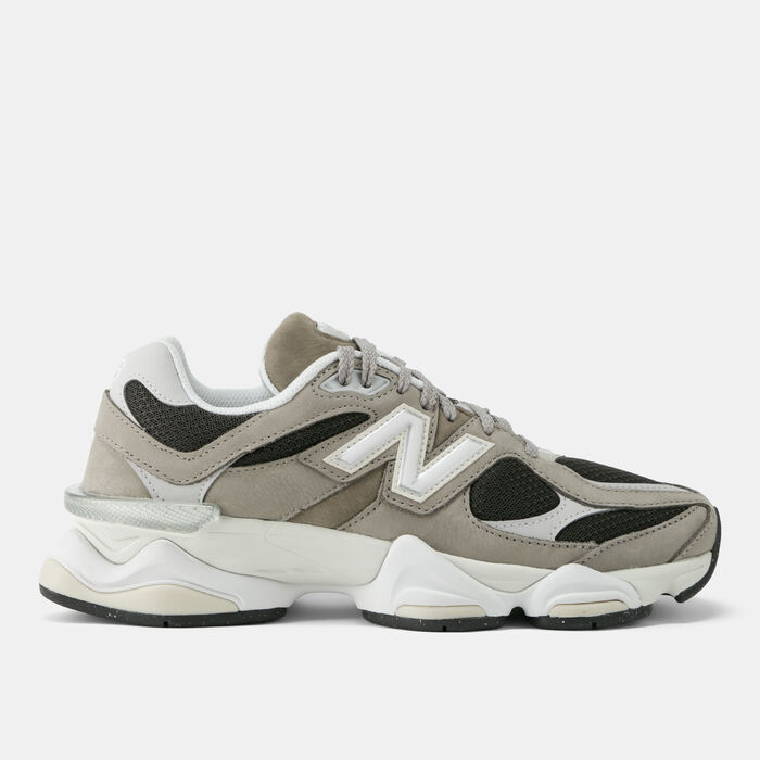 New Balance 9060 Shoes Brown New Balance 9060 Shoes Brown image number 0