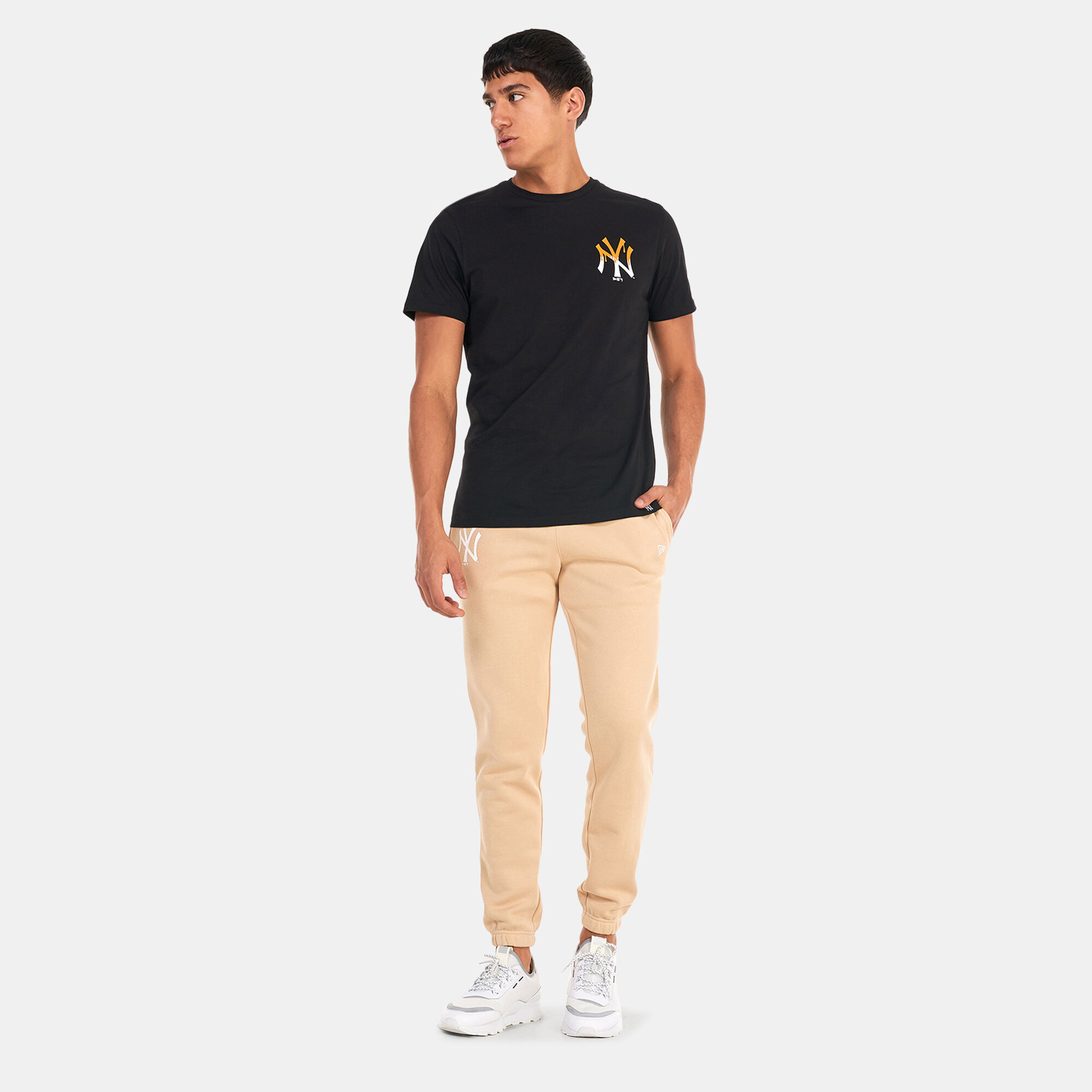 Puma joggers store mens yankees
