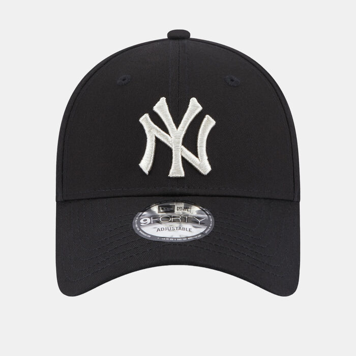 New Era Women's MLB New York Yankees Metallic Logo Cap Black image number 0