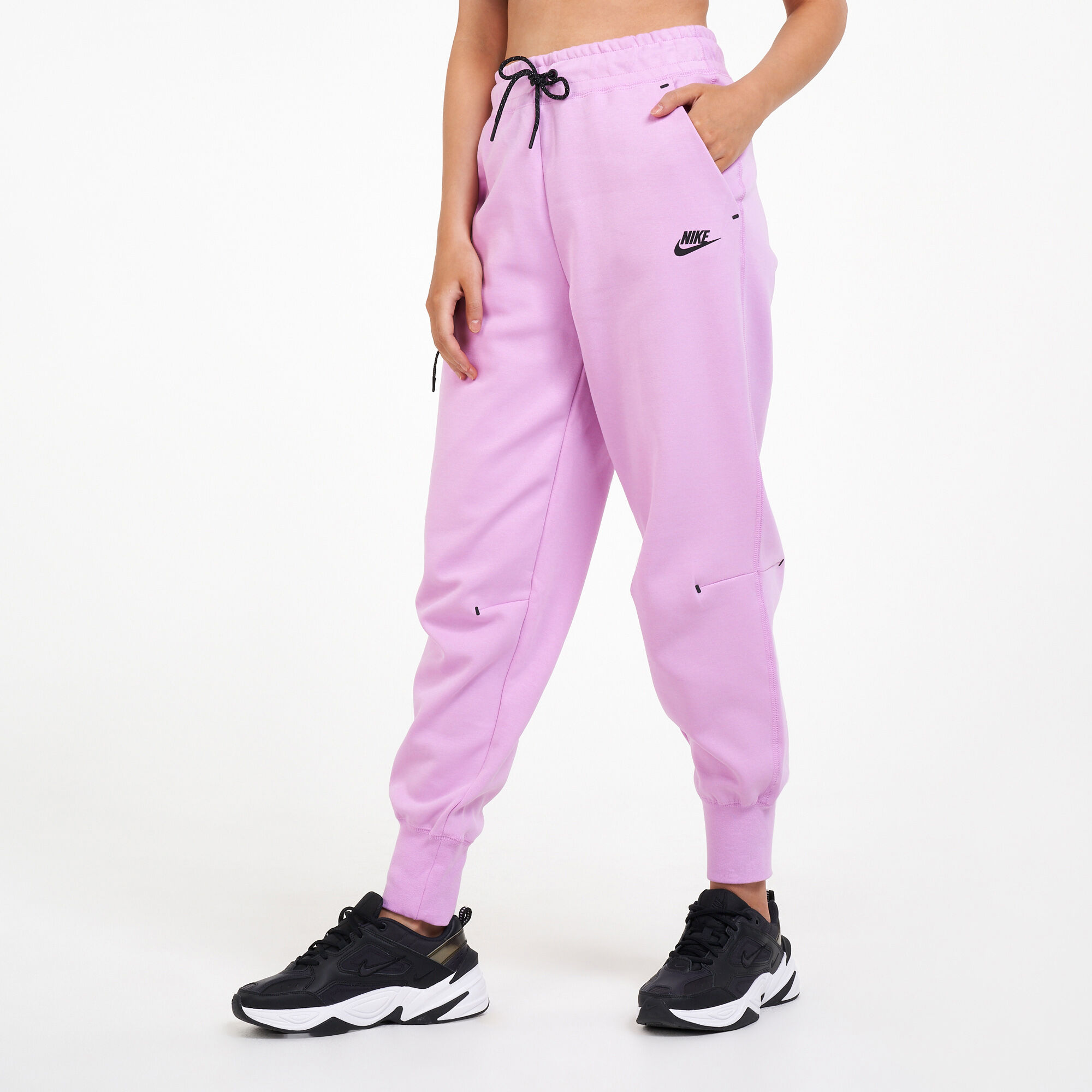 NWT Nike Women's Sportswear Tech Fleece Pants Burgundy CW4292-623 Size Small