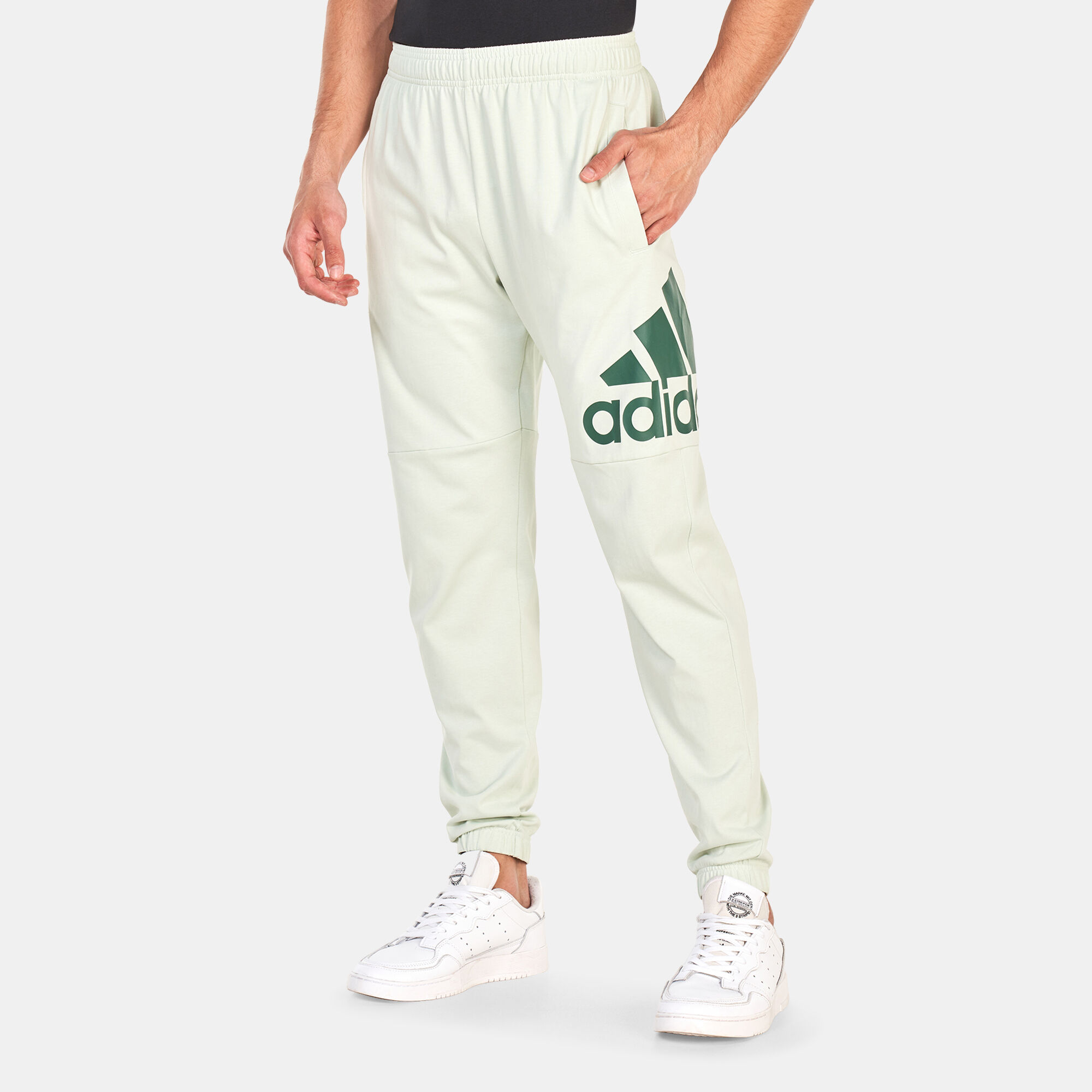 Adidas men's essentials shop performance logo pants