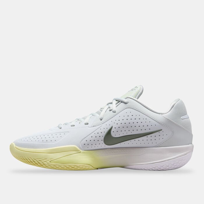 Nike Men's G.T. Cut Cross Basketball Shoes Ivory Nike Men's G.T. Cut Cross Basketball Shoes Ivory image number 2