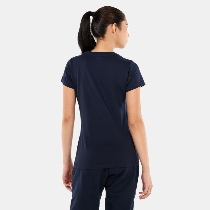 New Balance Women's Essentials Stacked Logo T-Shirt Grey New Balance Women's Essentials Stacked Logo T-Shirt Grey image number 1