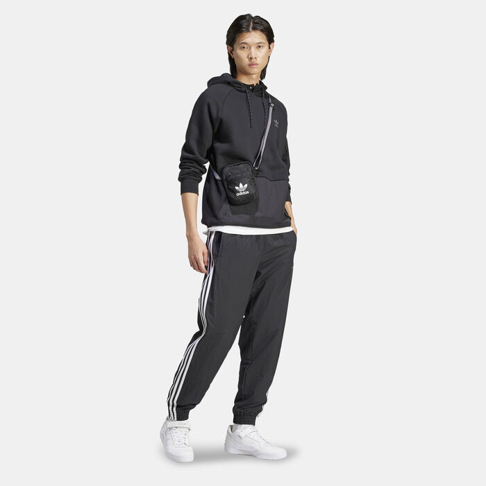 adidas Originals Men's Logo Hoodie Black adidas Originals Men's Logo Hoodie Black image number 2