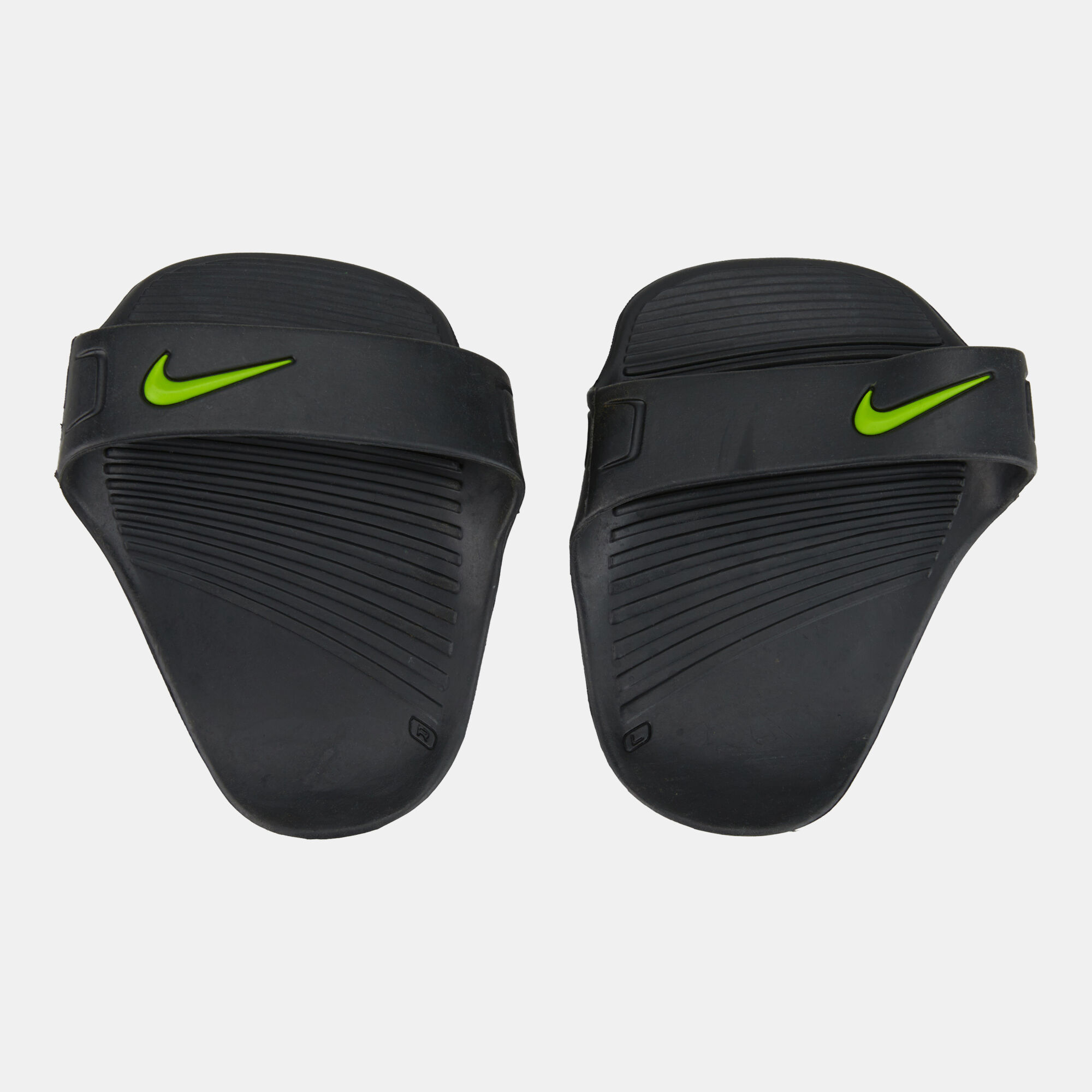 Alpha Training Grip L Black Nike in KSA SSS