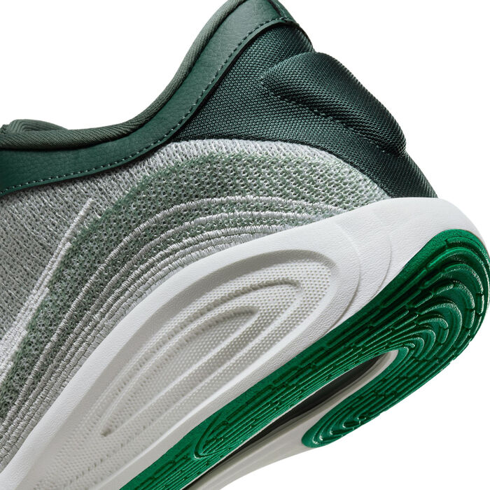 Nike Men's G.T. Hustle Academy Basketball Shoes Green Nike Men's G.T. Hustle Academy Basketball Shoes Green image number 5