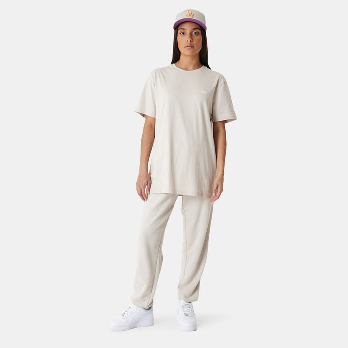 New Era Men's Essentials T-Shirt Beige New Era Men's Essentials T-Shirt Beige image number 3