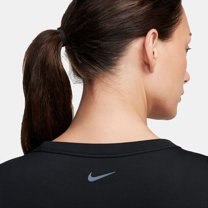 Nike Women's One Dri-FIT Training Crop Top Black Nike Women's One Dri-FIT Training Crop Top Black image number 3