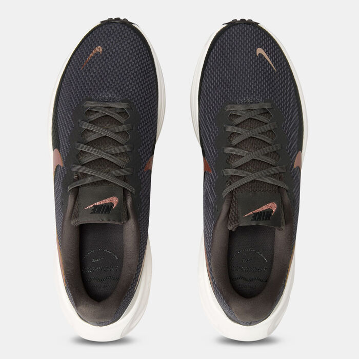 Nike Women's Revolution 8 Running Shoes Brown Nike Women's Revolution 8 Running Shoes Brown image number 4