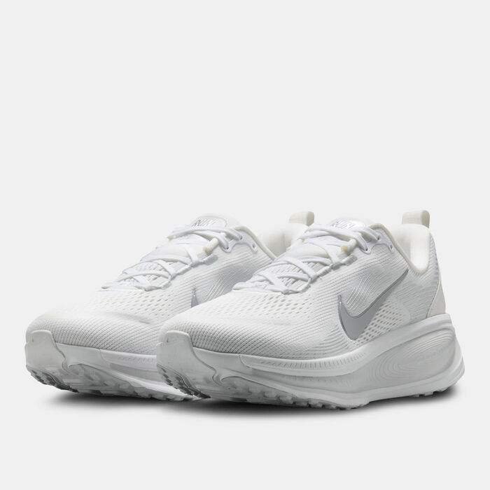 Nike Women's Vomero 18 Road Running Shoes White Nike Women's Vomero 18 Road Running Shoes White image number 1