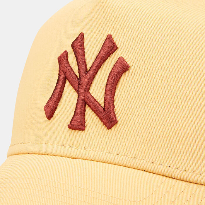 Men's League New York Yankees Trucker Cap Men's League New York Yankees Trucker Cap image number 2