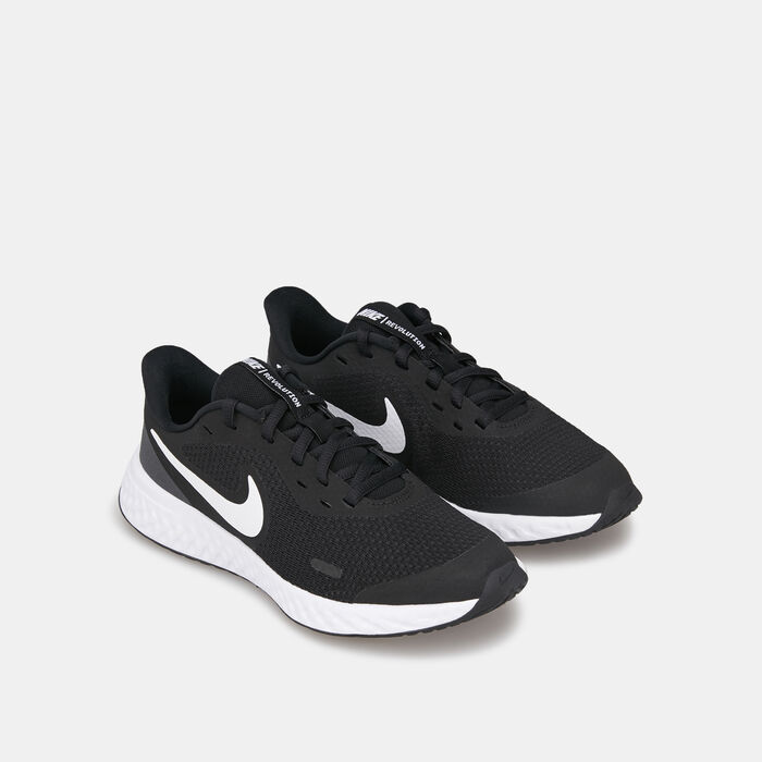 Nike Kids' Revolution 5 Running Shoe (Older Kids) Black Nike Kids' Revolution 5 Running Shoe (Older Kids) Black image number 1