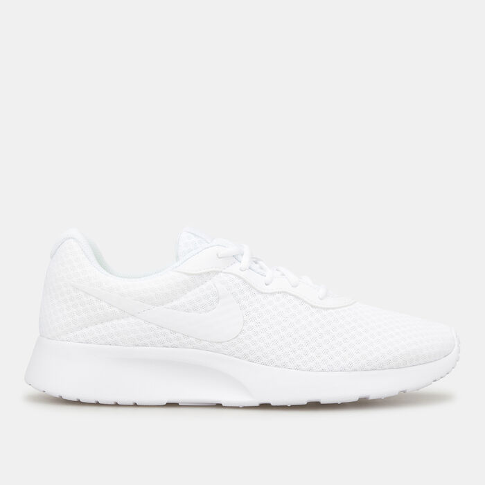 Nike Women's Tanjun Shoe White Nike Women's Tanjun Shoe White image number 0