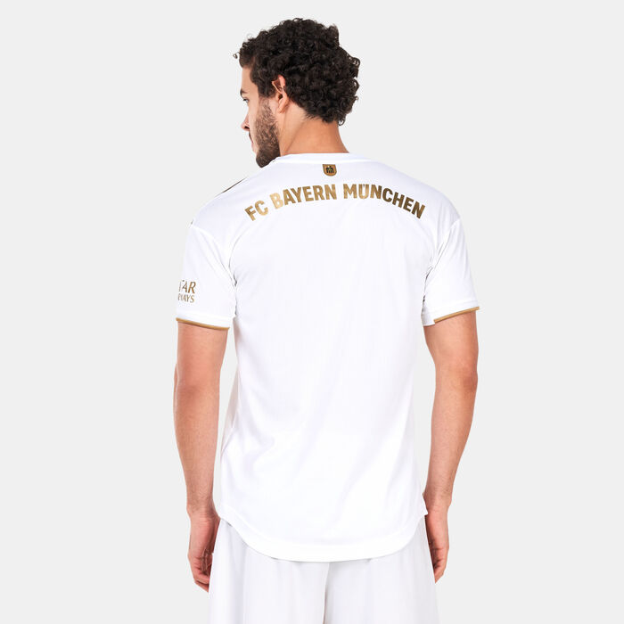 adidas Men's F.C. Bayern Away Original Jersey - 2022/23 White adidas Men's F.C. Bayern Away Original Jersey - 2022/23 White image number 1