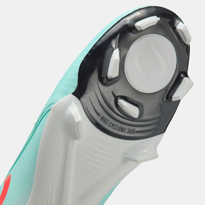 Nike Men's Phantom GX 2 Academy Firm Ground/Multi-Ground Football Shoes Green image number 5