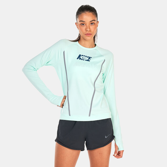 Nike Women's Dri-FIT Icon Clash Pacer Top Green Nike Women's Dri-FIT Icon Clash Pacer Top Green image number 0