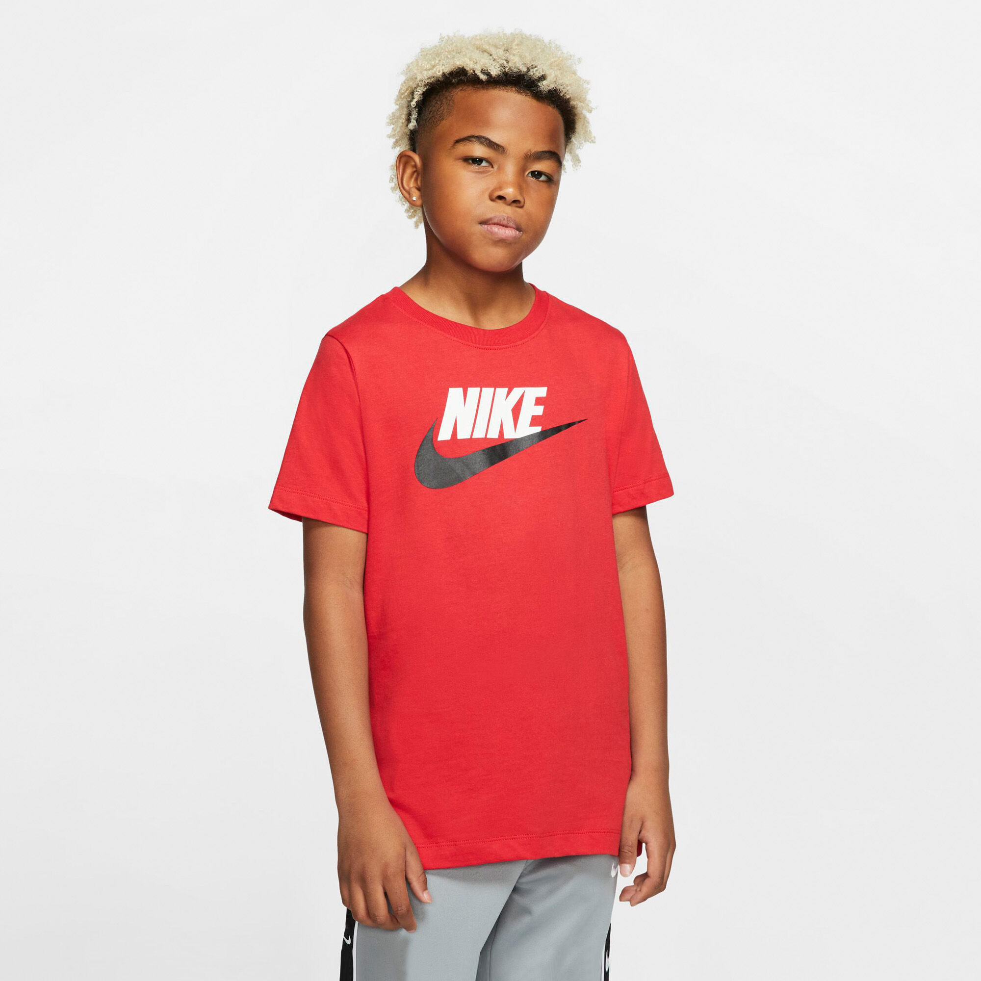 Boys red nike shirt new arrivals