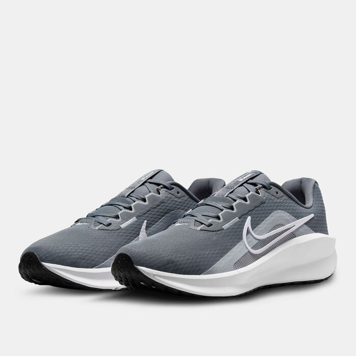 Nike Men's Downshifter 13 Road Running Shoes Grey image number 1