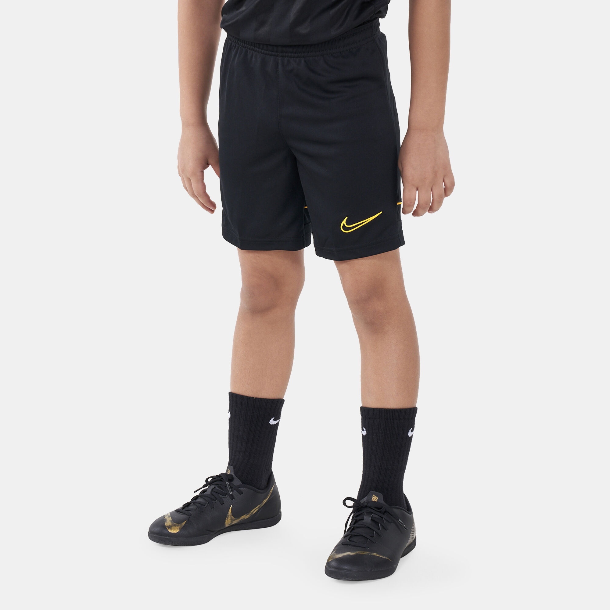 Dri-fit academy older sales kids' football shorts