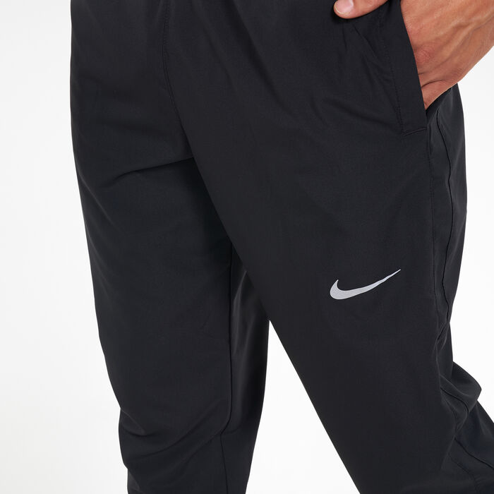 Nike Men's Run Stripe Sweatpants Black image number 3