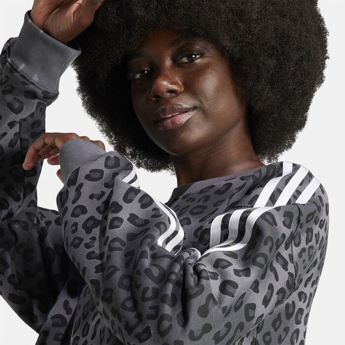 adidas Originals Women's Leopard Luxe Trefoil Sweatshirt Grey adidas Originals Women's Leopard Luxe Trefoil Sweatshirt Grey image number 3