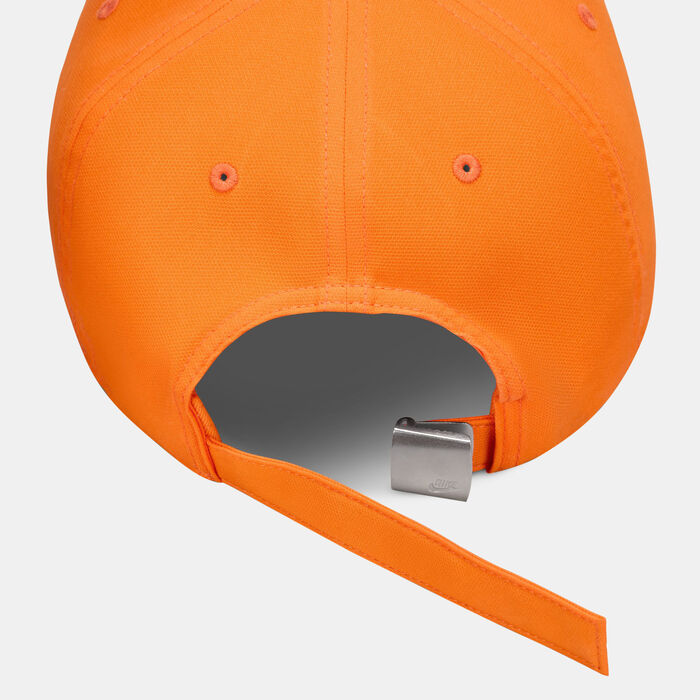 Nike Dri-FIT Club Structured Metal Logo Cap Orange Nike Dri-FIT Club Structured Metal Logo Cap Orange image number 1