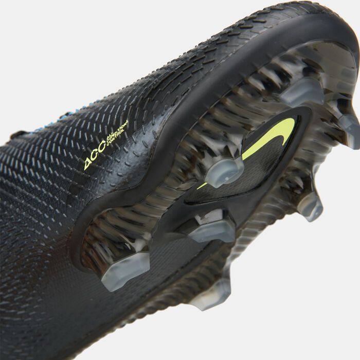 Nike Men's Phantom GT Elite Dynamic Fit Firm Ground Football Shoe Nike Men's Phantom GT Elite Dynamic Fit Firm Ground Football Shoe image number 4