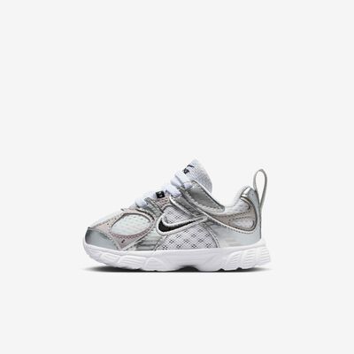 Nike Kids' V5 RNR Shoes White