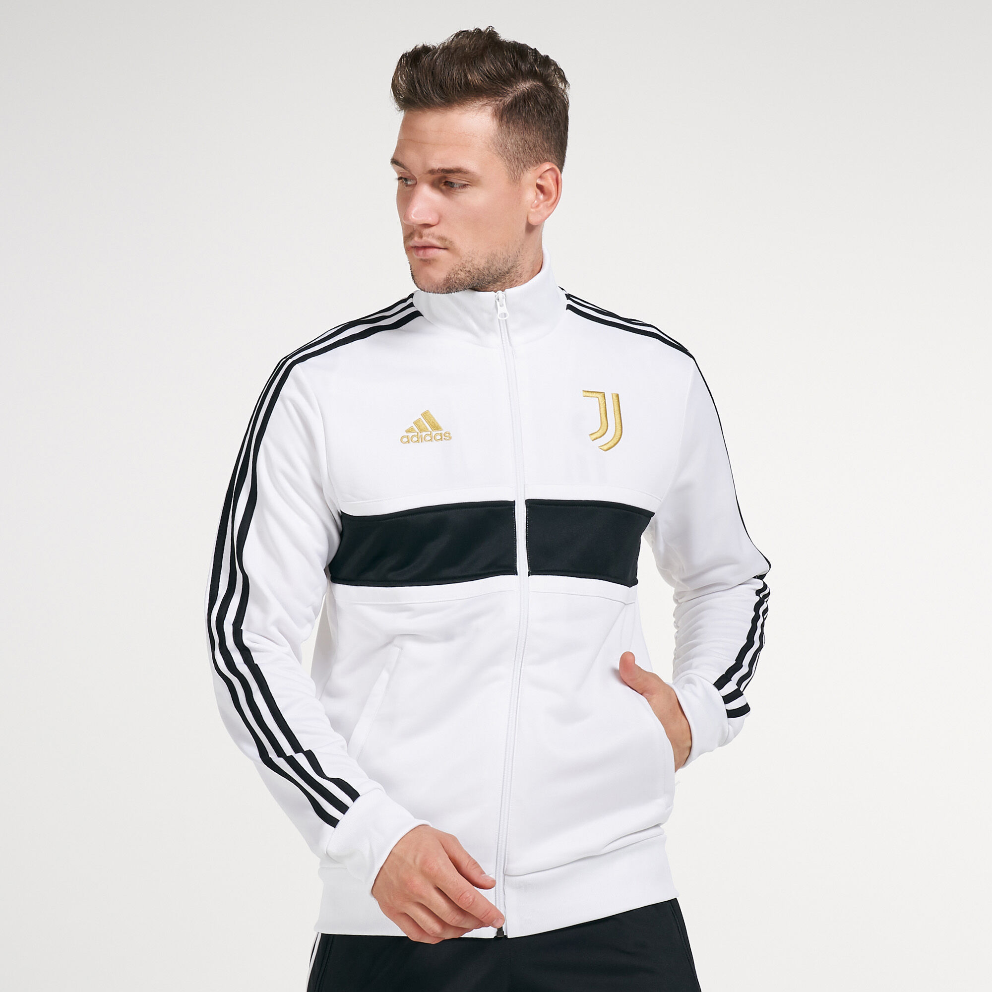 Juventus hotsell track jacket