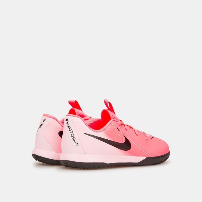 Nike Kids' Phantom GX 2 Academy Indoor Court Football Shoes (Younger Kids) Pink Nike Kids' Phantom GX 2 Academy Indoor Court Football Shoes (Younger Kids) Pink image number 2