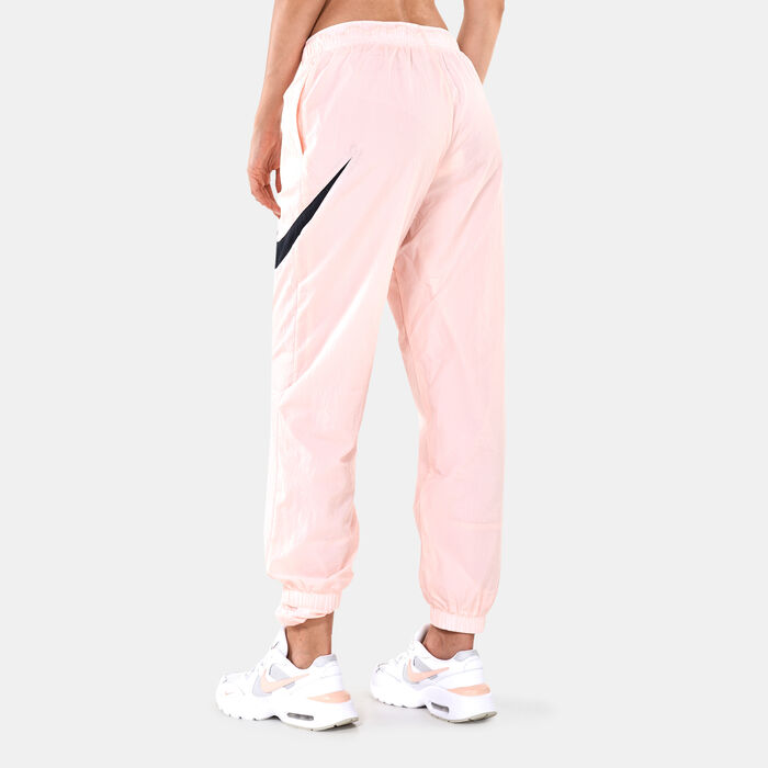 Buy Nike Women's Sportswear Essential Easy Woven Sweatpants Pink