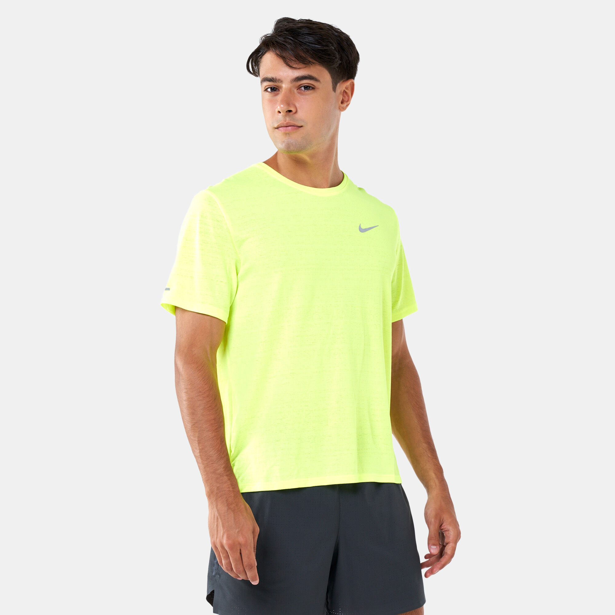 T shirt nike gialla 2025