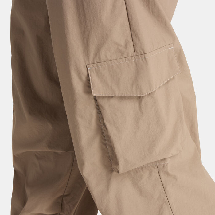 New Balance Women's Seasonal Cargo Pants Black New Balance Women's Seasonal Cargo Pants Black image number 4