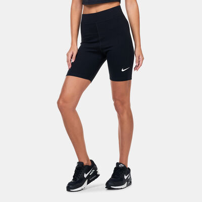 Nike Women's Sportswear Classic High-Waisted Biker Shorts Black
