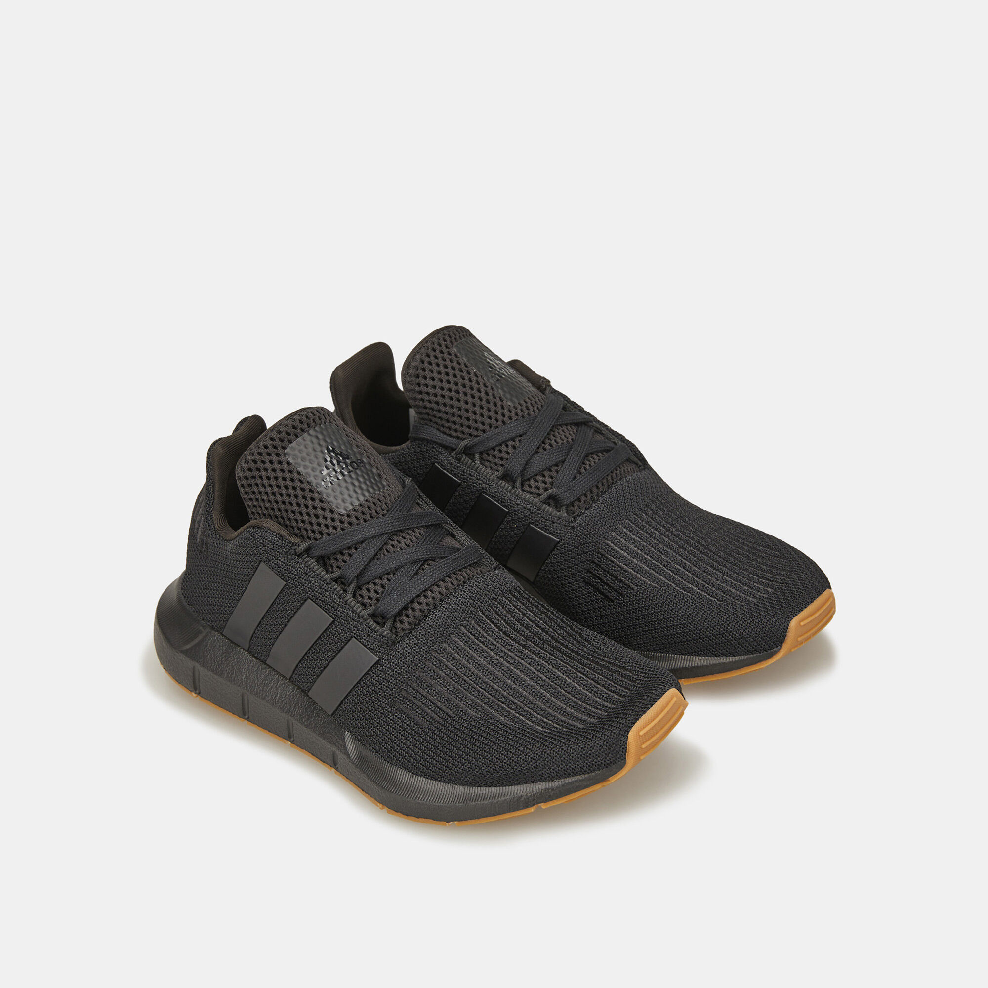 Originals swift run junior trainers  black top